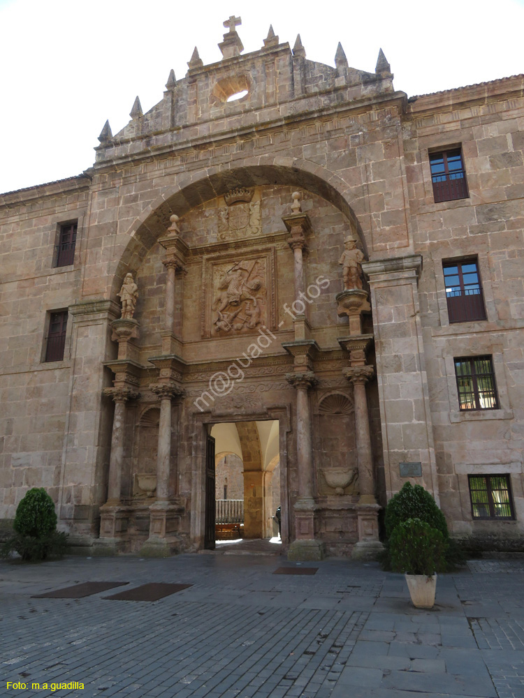 SAN MILLAN DE LA COGOLLA (209) Monasterio de Yuso