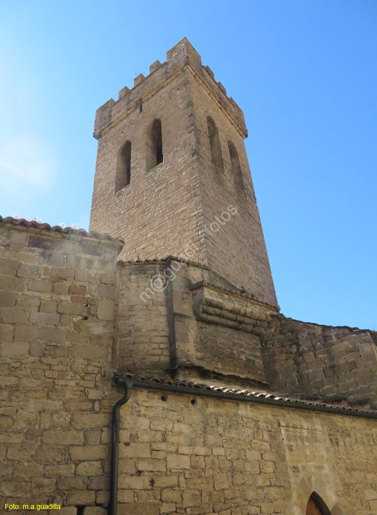 SANGUESA (106) Iglesia de Santiago el Mayor