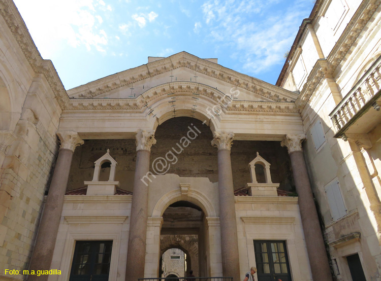 Split (121) Peristilo del Palacio de Diocleciano