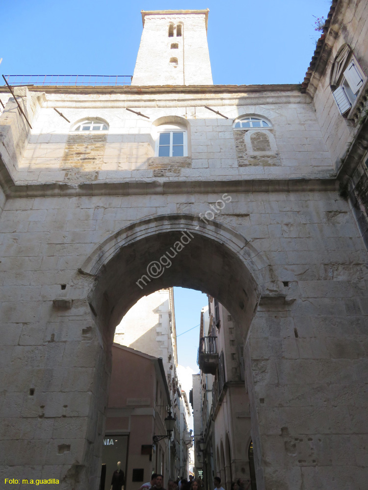 Split (125) Puerta de Hierro del Palacio de Diocleciano
