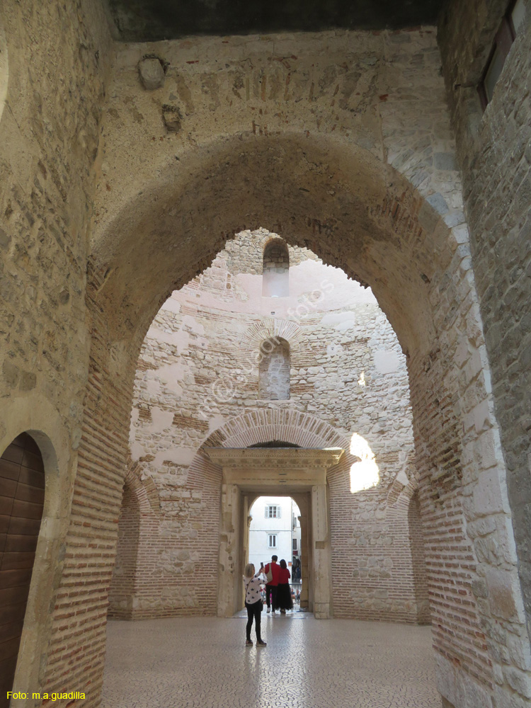 Split (132) Vestibulo del Palacio de Diocleciano