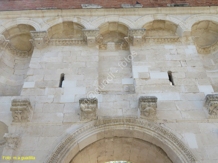 Split (277) Puerta De Oro