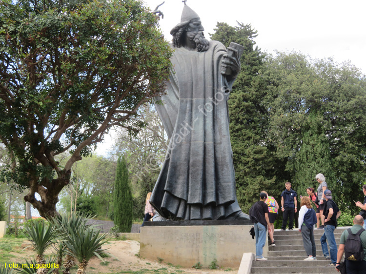 Split (282) estatua de Gregorio de Nin