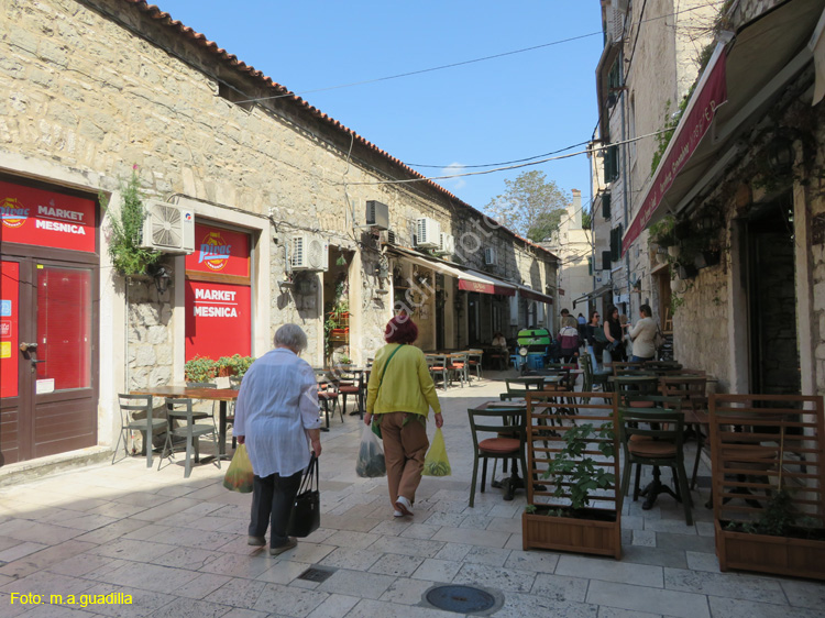 Split (322) Calle Marmont