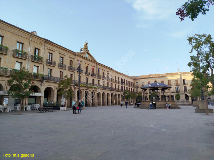 TAFALLA (110) Plaza Francisco de Navarra