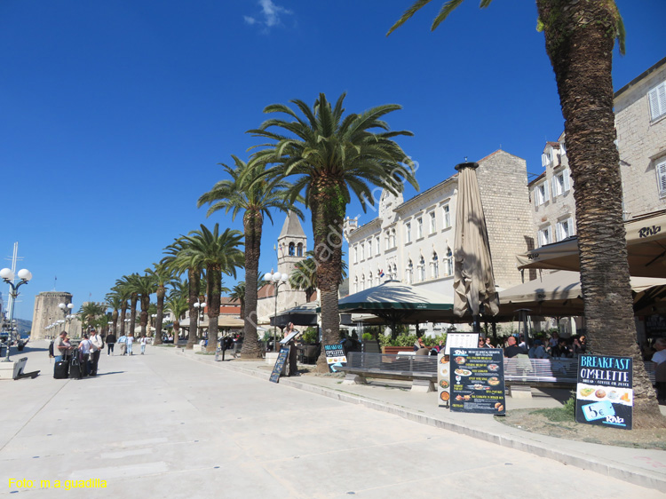 Trogir (200) Paseo Maritimo