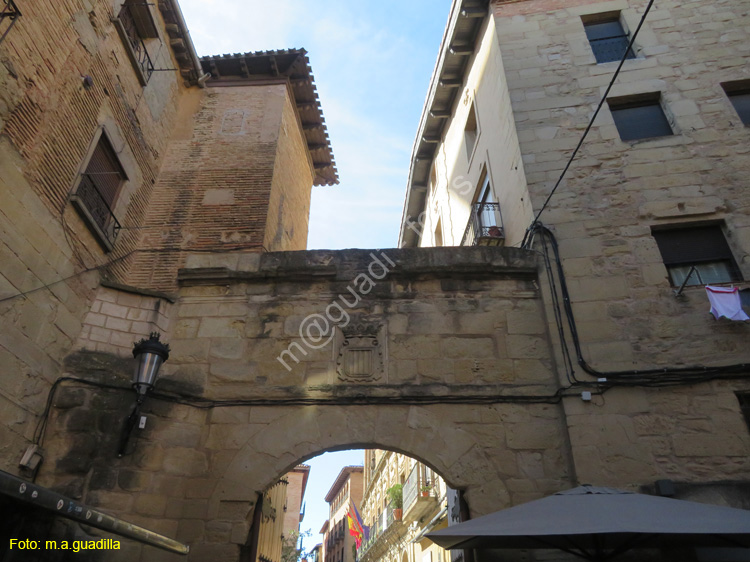 VIANA (105) Portal de San Migue
