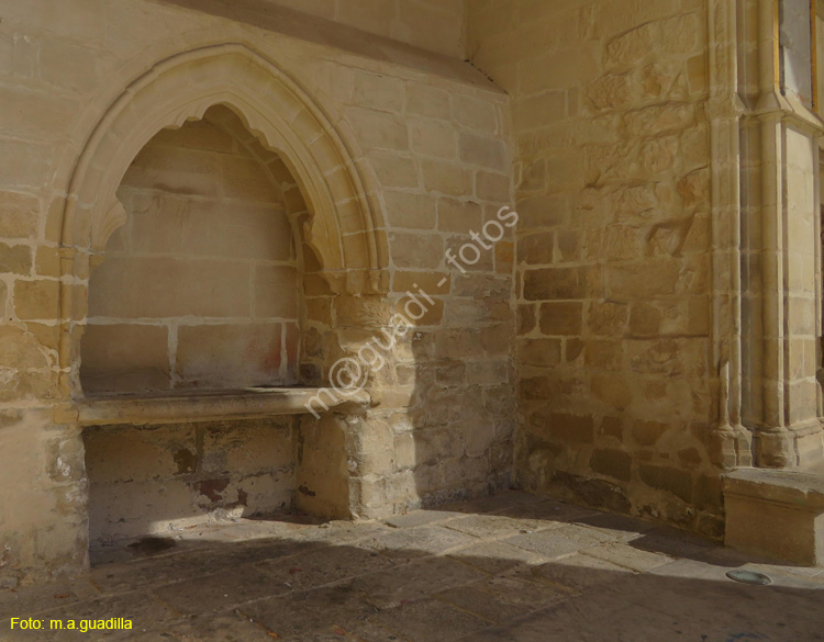 VIANA (179) Ruinas de la Iglesia de San Pedro