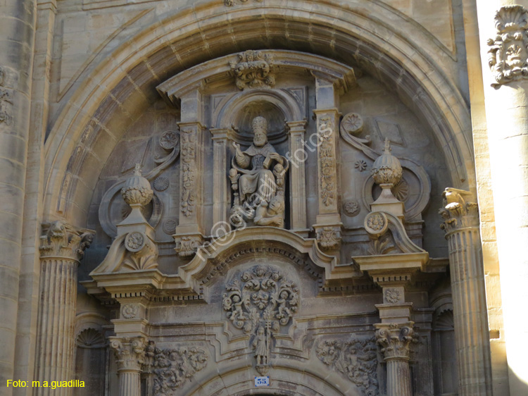 VIANA (199) Ruinas de la Iglesia de San Pedro