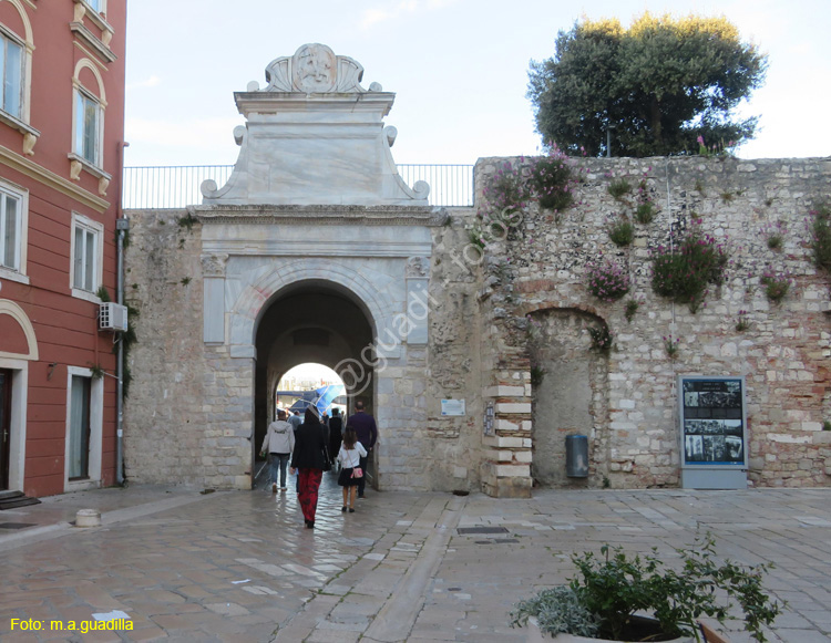 Zadar (189) Puerta del Mar
